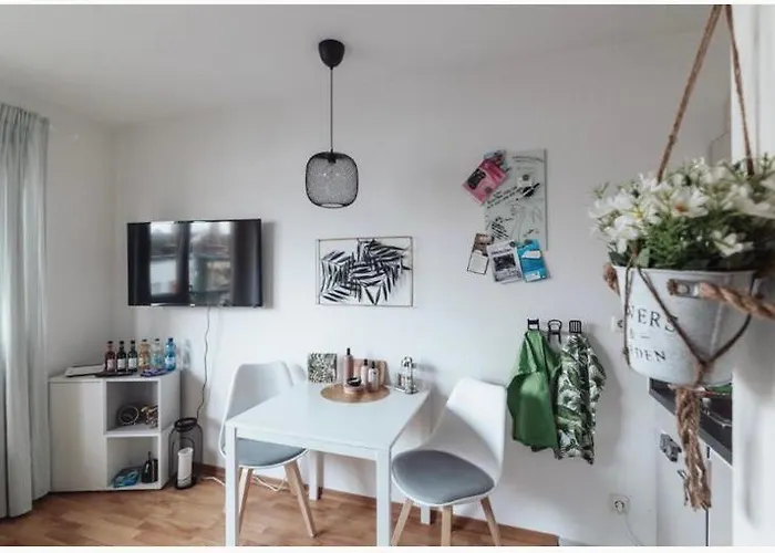 Kleine „louise“ In Der Neustadt Mit Tiefgarage 公寓 德累斯顿